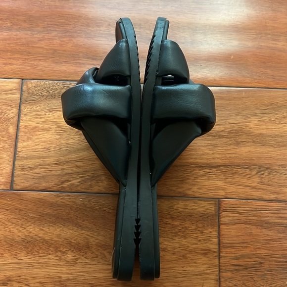 Steve Madden Georgina Flat Sandals Puffed, Braided Size 6.5 - Picture 4 of 6